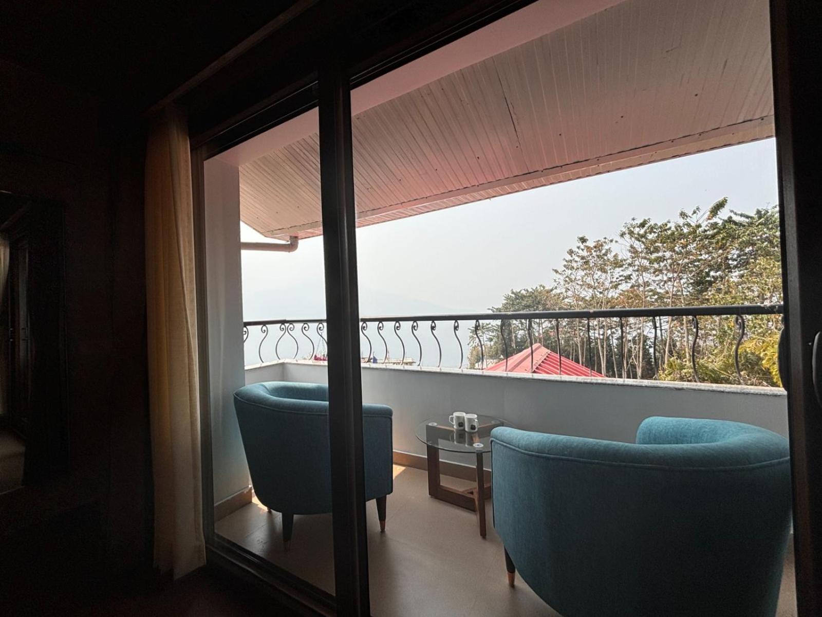 Blue Orchid Premium Hotel Kalimpong Exterior foto