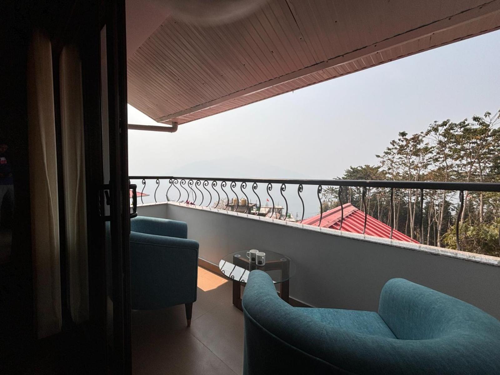 Blue Orchid Premium Hotel Kalimpong Exterior foto
