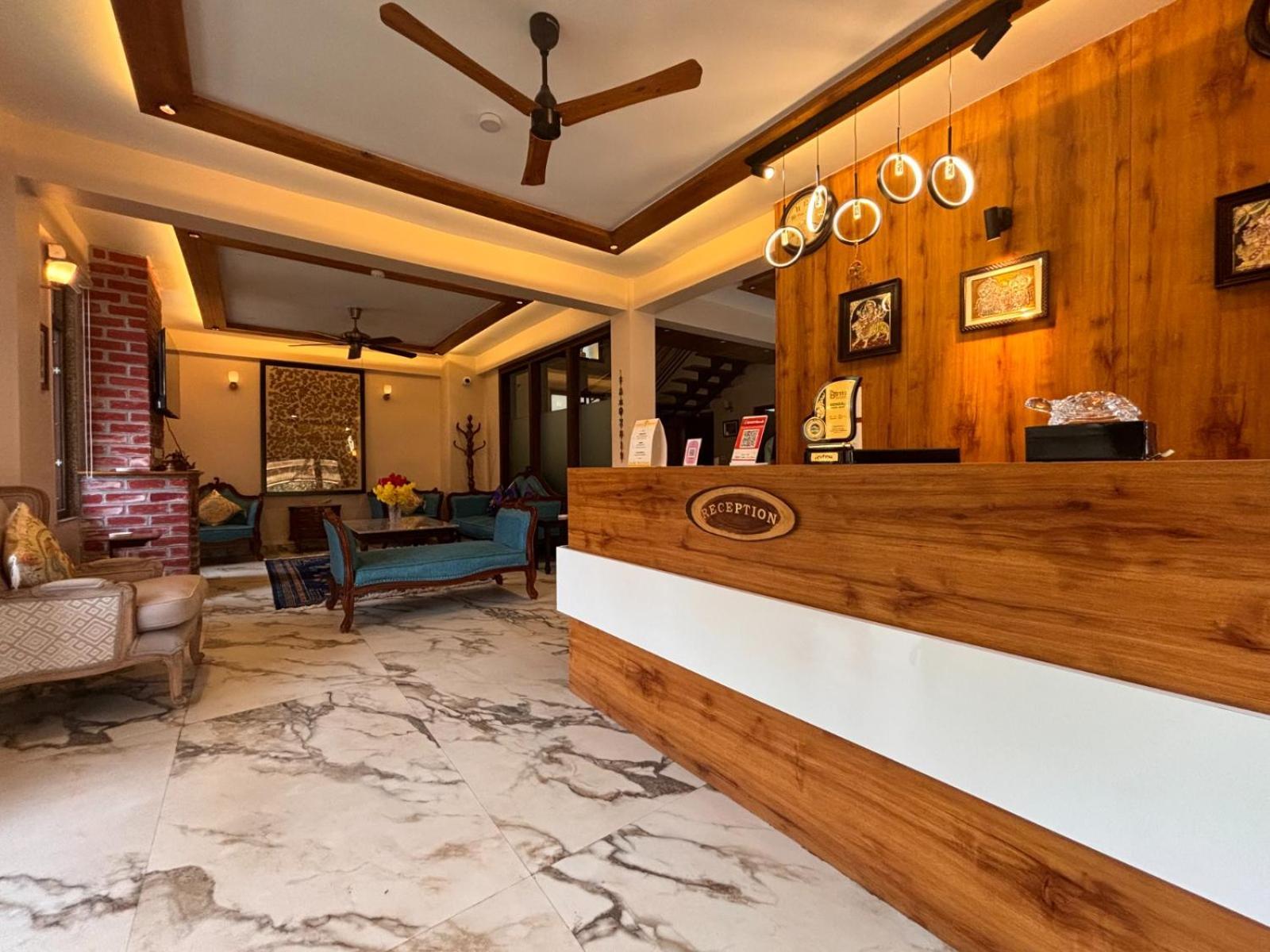 Blue Orchid Premium Hotel Kalimpong Exterior foto